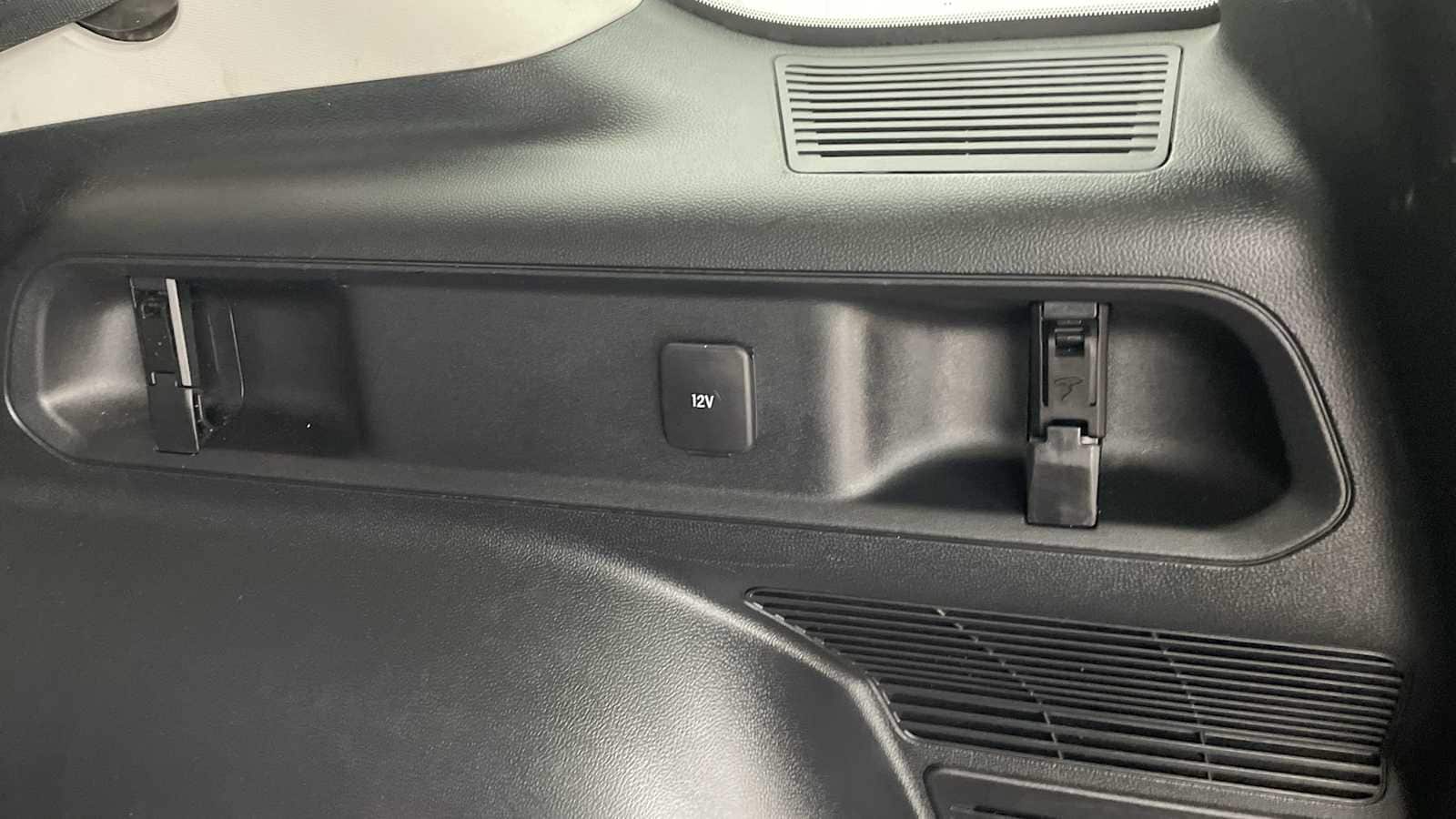 Thumbnail: 2021 Ford Bronco Sport - 24