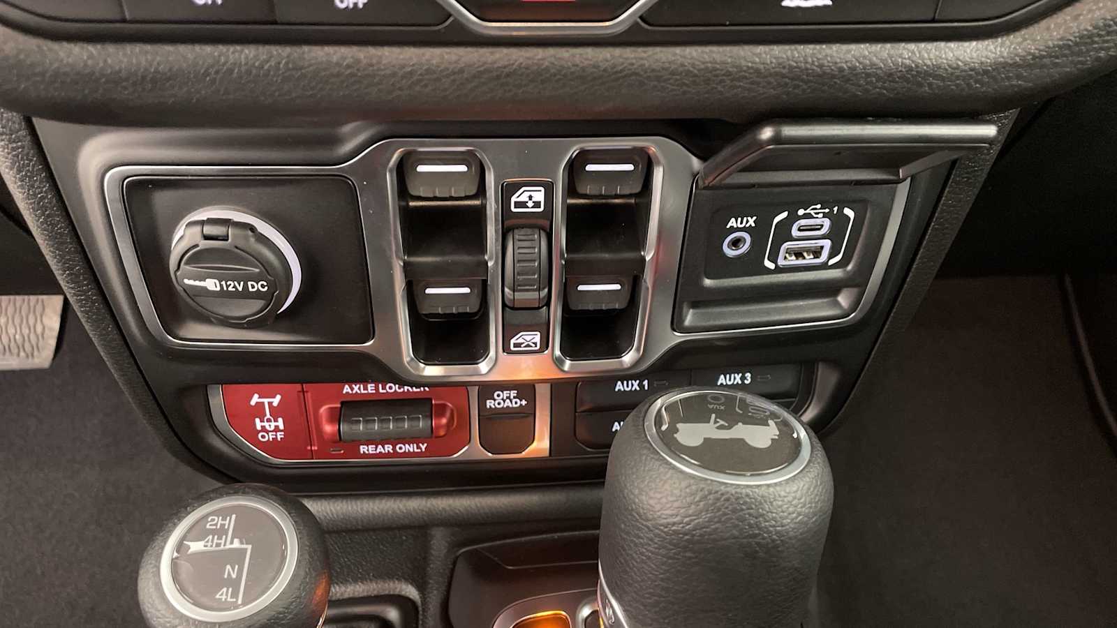 Thumbnail: 2026 Jeep Wrangler - 19