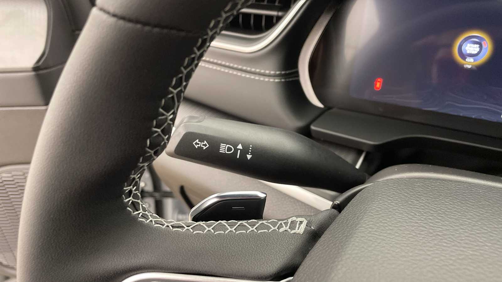 Thumbnail: 2025 Jeep Grand Cherokee - 16