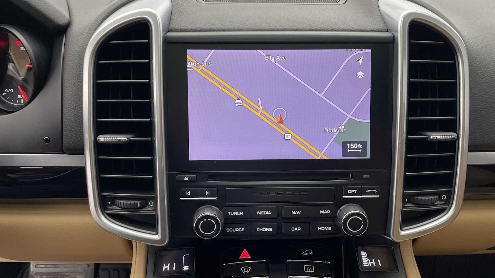 Thumbnail: 2018 Porsche Cayenne - 4