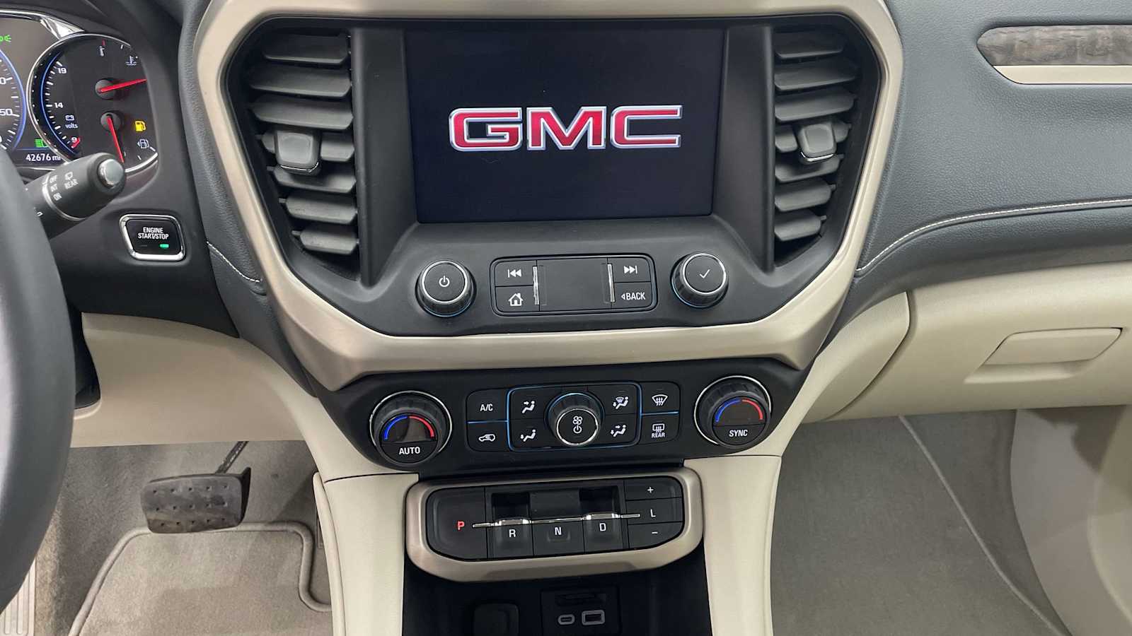 Thumbnail: 2022 GMC Acadia - 20