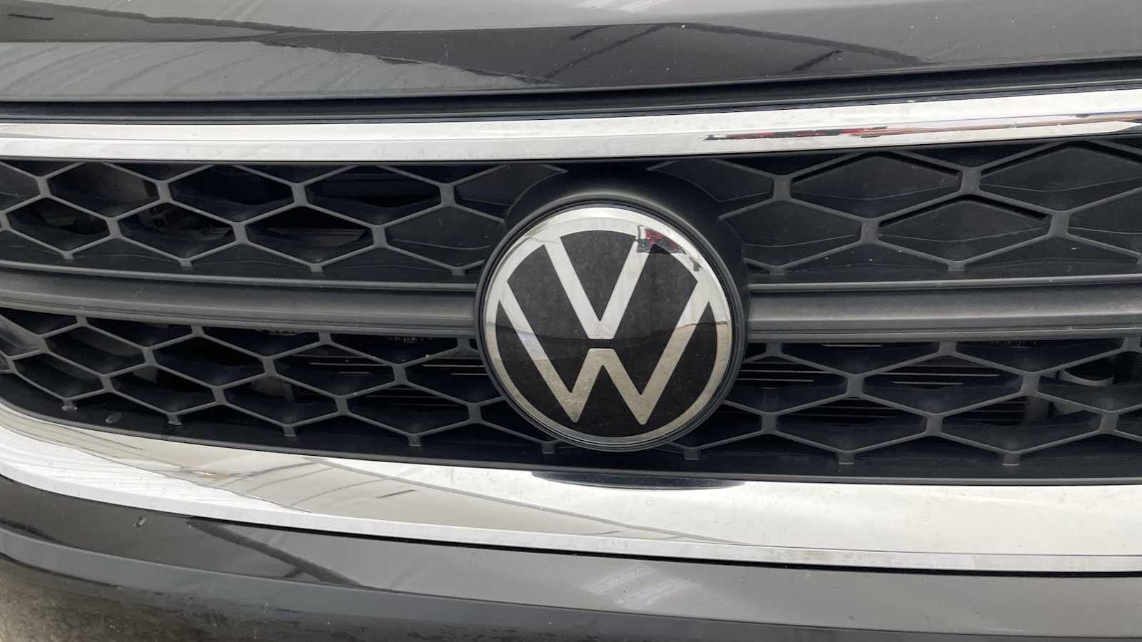 Thumbnail: 2024 Volkswagen Taos - 36