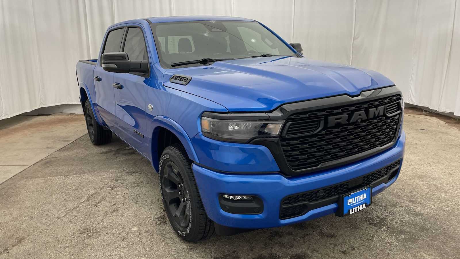 Thumbnail: 2026 RAM 1500 - 37
