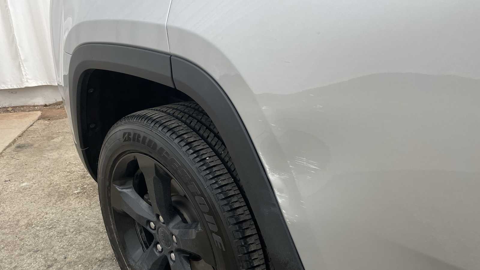 Thumbnail: 2024 Jeep Grand Cherokee - 41