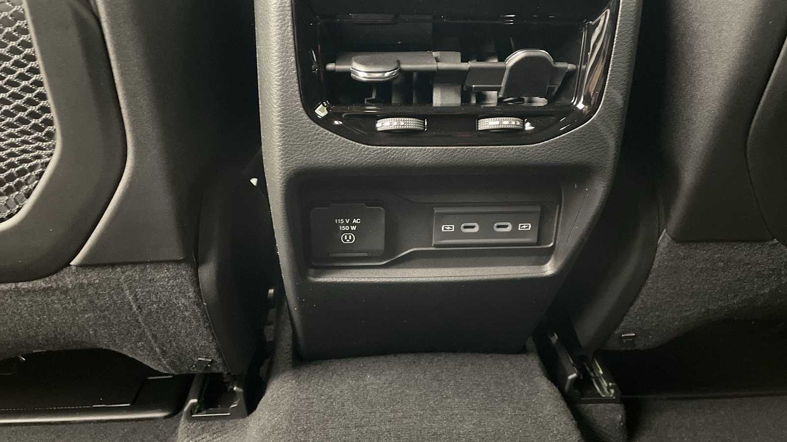 Thumbnail: 2026 Jeep Grand Cherokee - 26