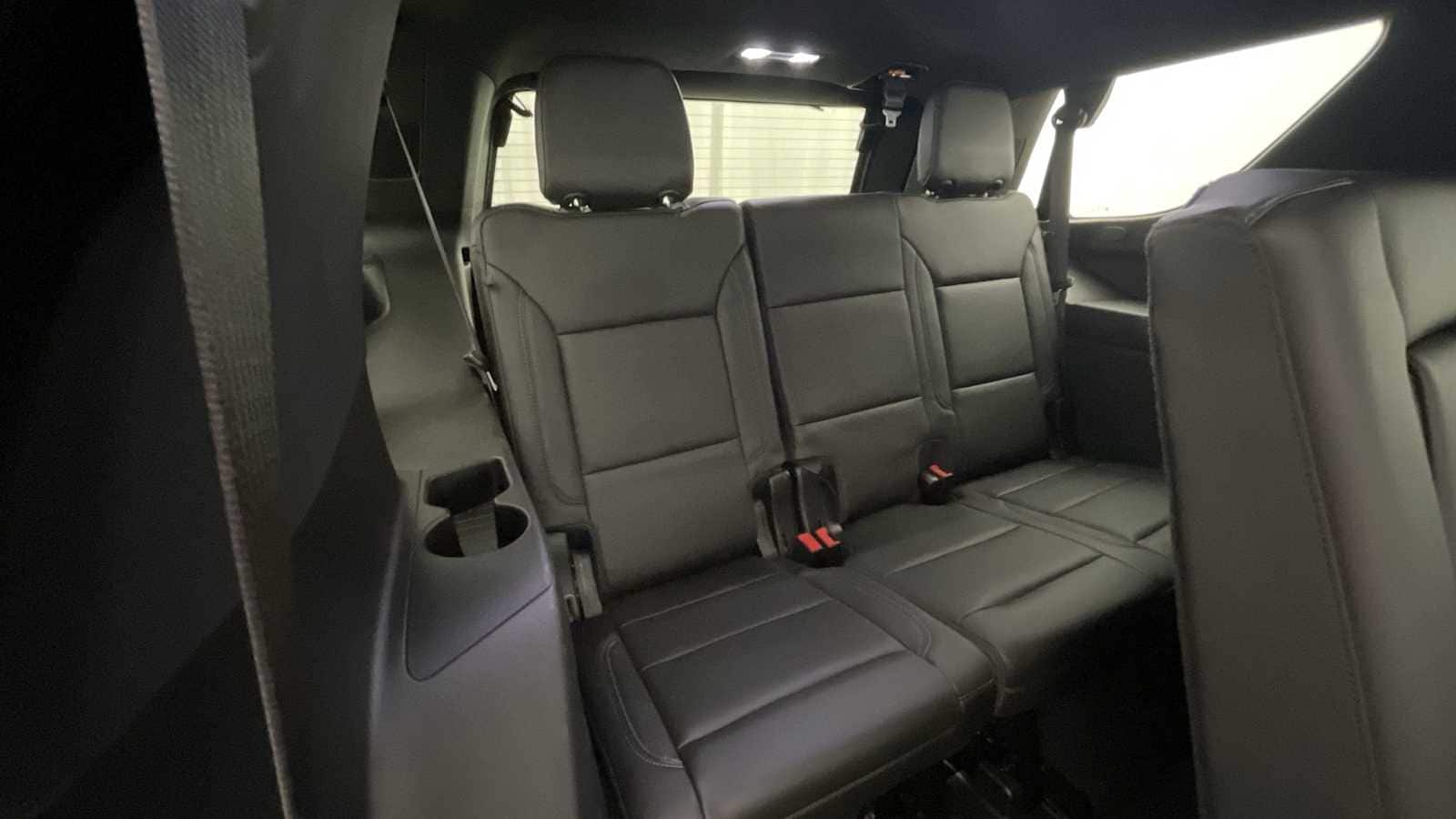 Thumbnail: 2021 Chevrolet Tahoe - 10