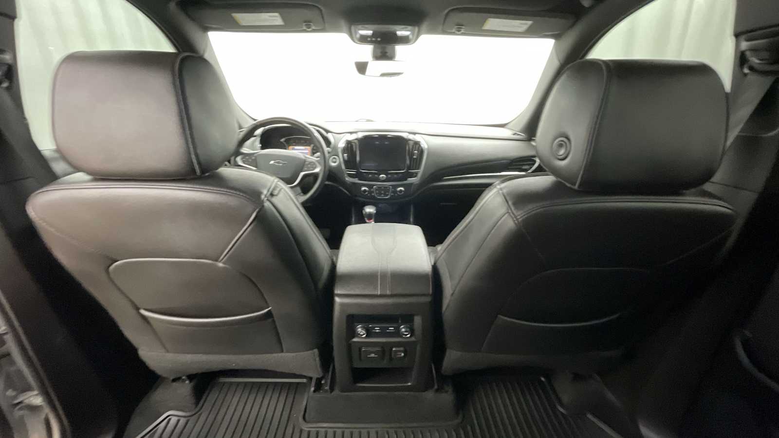 Thumbnail: 2022 Chevrolet Traverse - 7