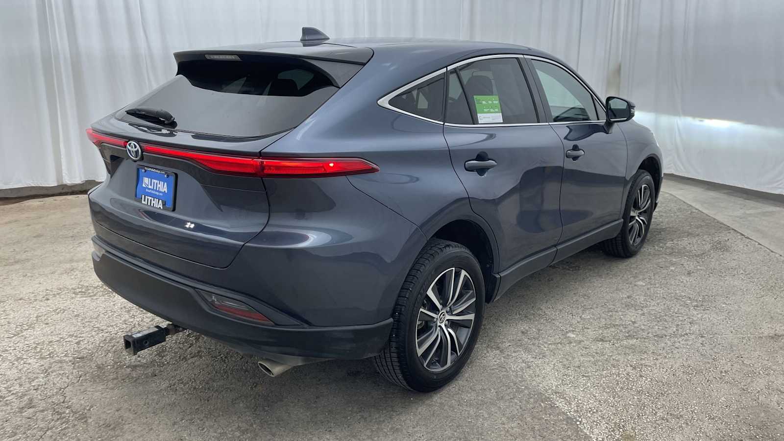 Thumbnail: 2023 Toyota Venza - 31