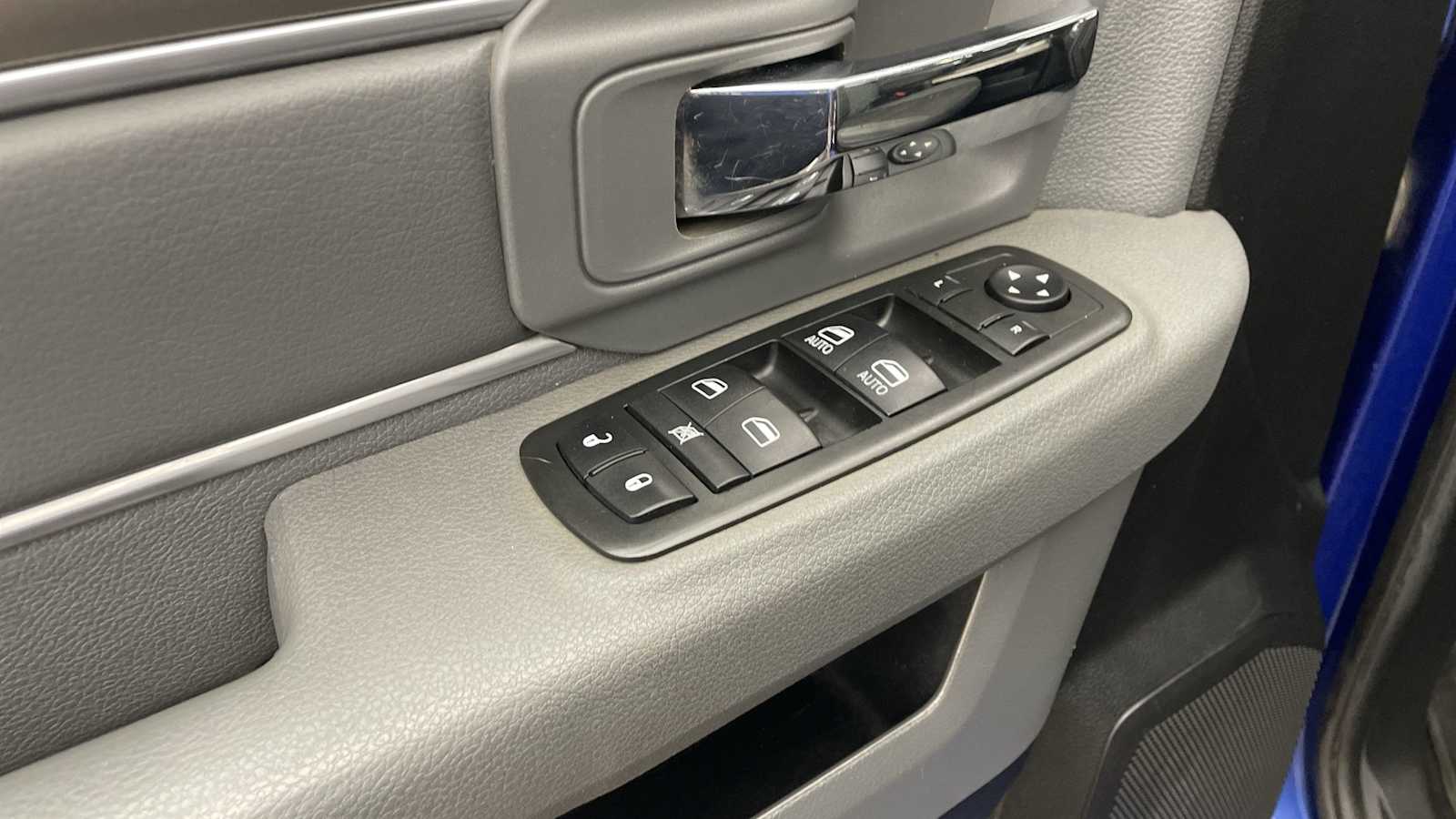 Thumbnail: 2014 RAM 2500 - 6