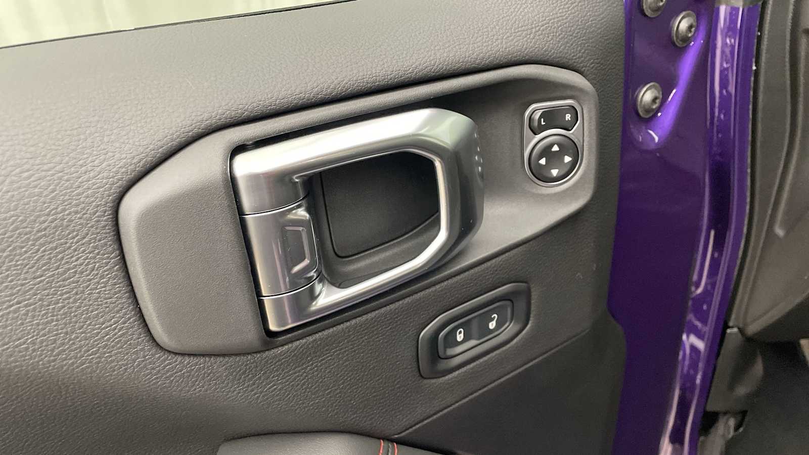 Thumbnail: 2026 Jeep Wrangler - 6