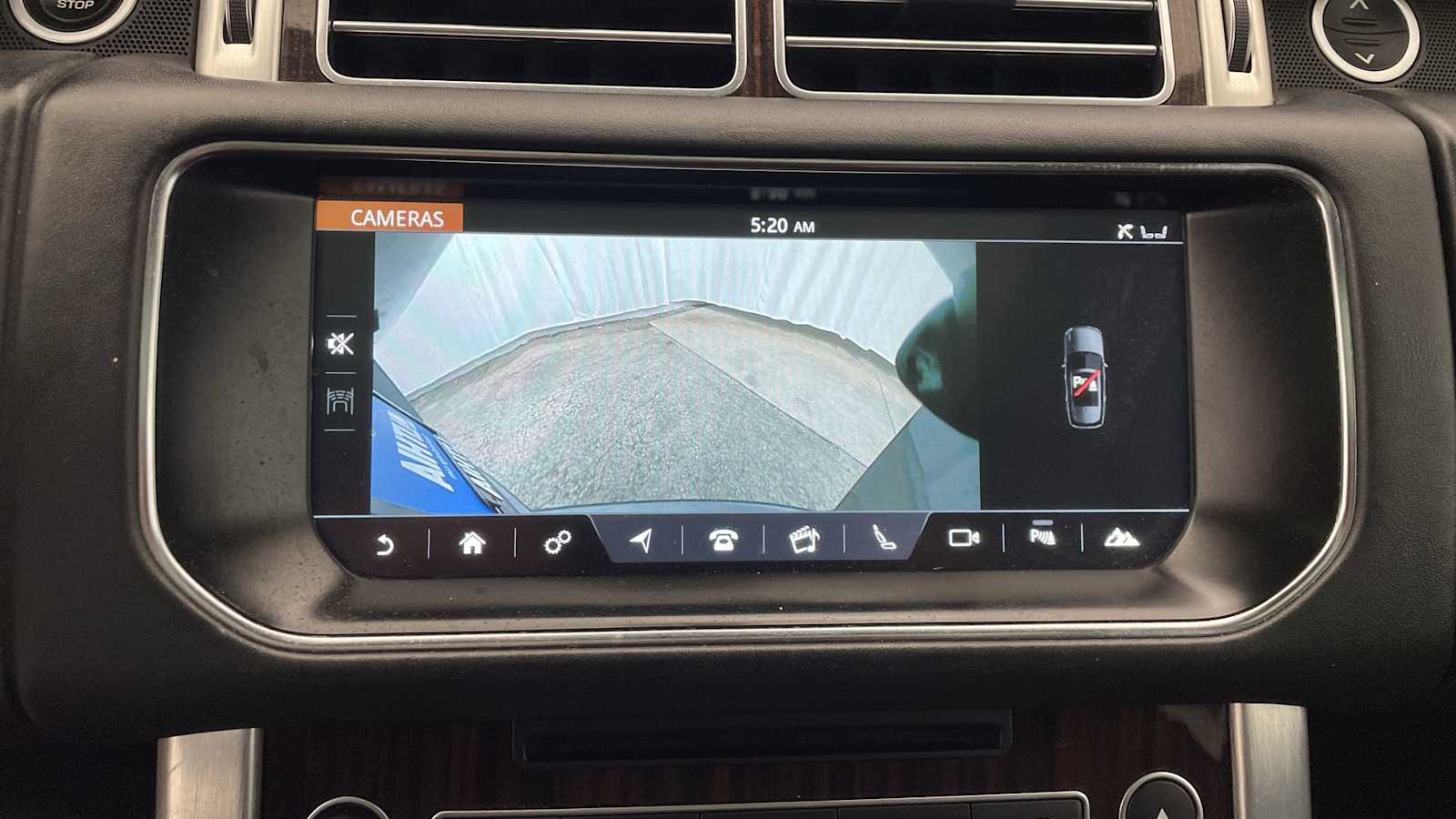 Thumbnail: 2017 Land Rover Range Rover - 5