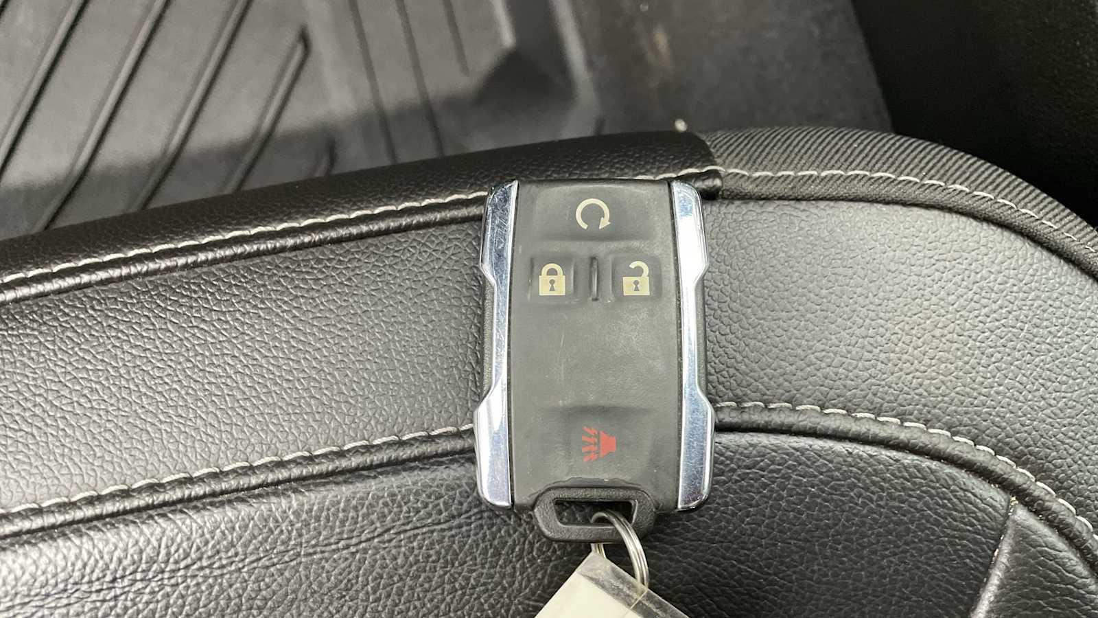 Thumbnail: 2022 Chevrolet Colorado - 22