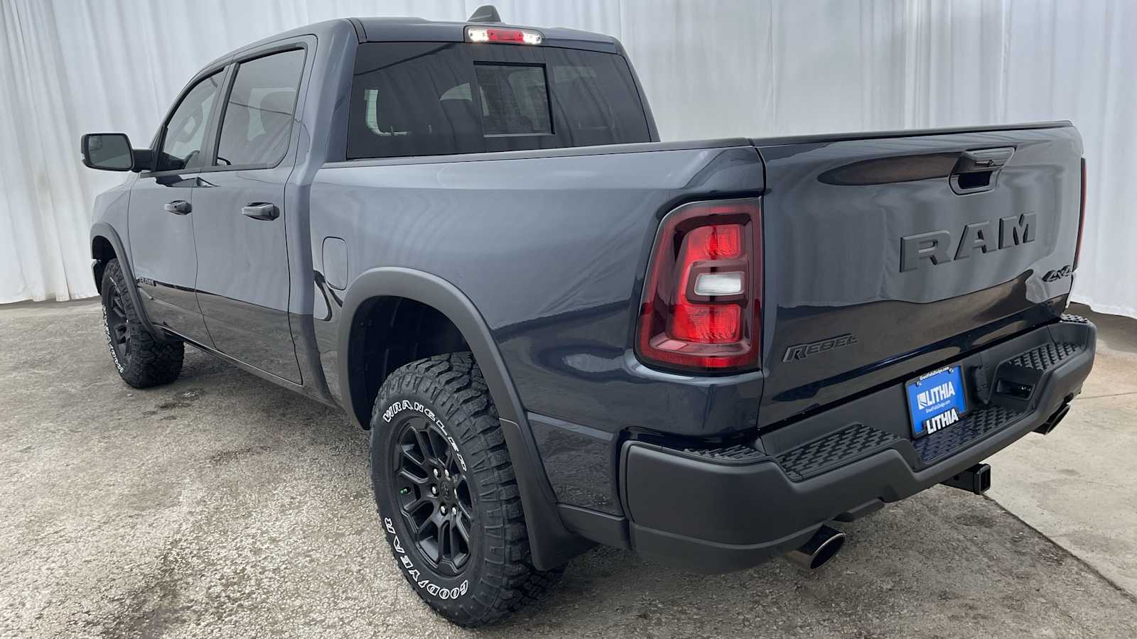 Thumbnail: 2026 RAM 1500 - 35