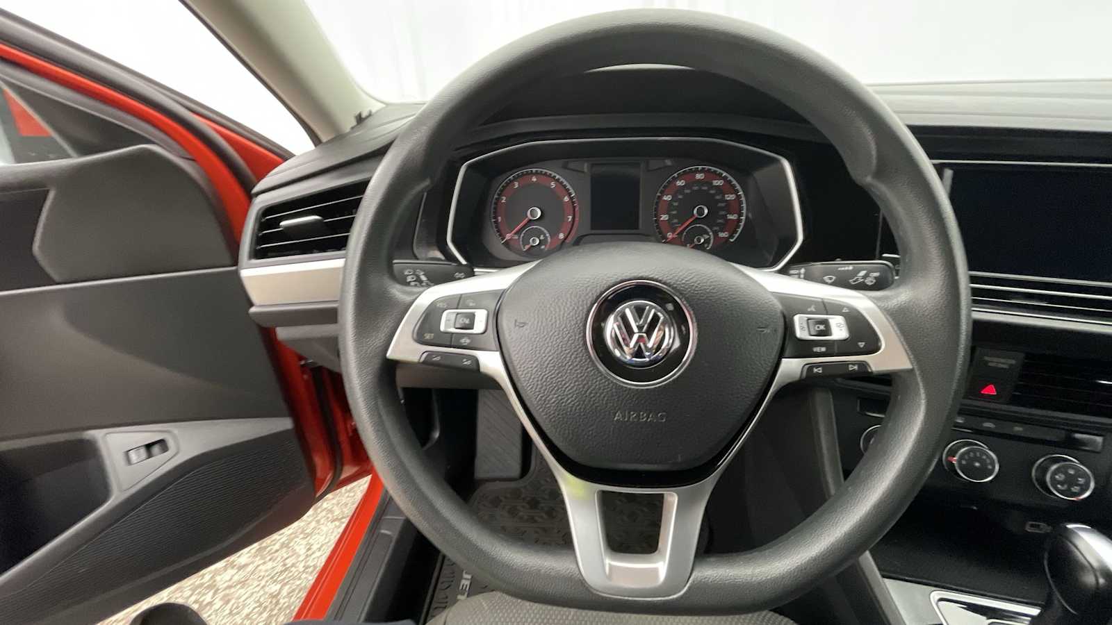 Thumbnail: 2019 Volkswagen Jetta - 10