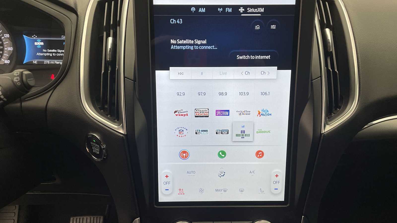 Thumbnail: 2024 Ford Edge - 17