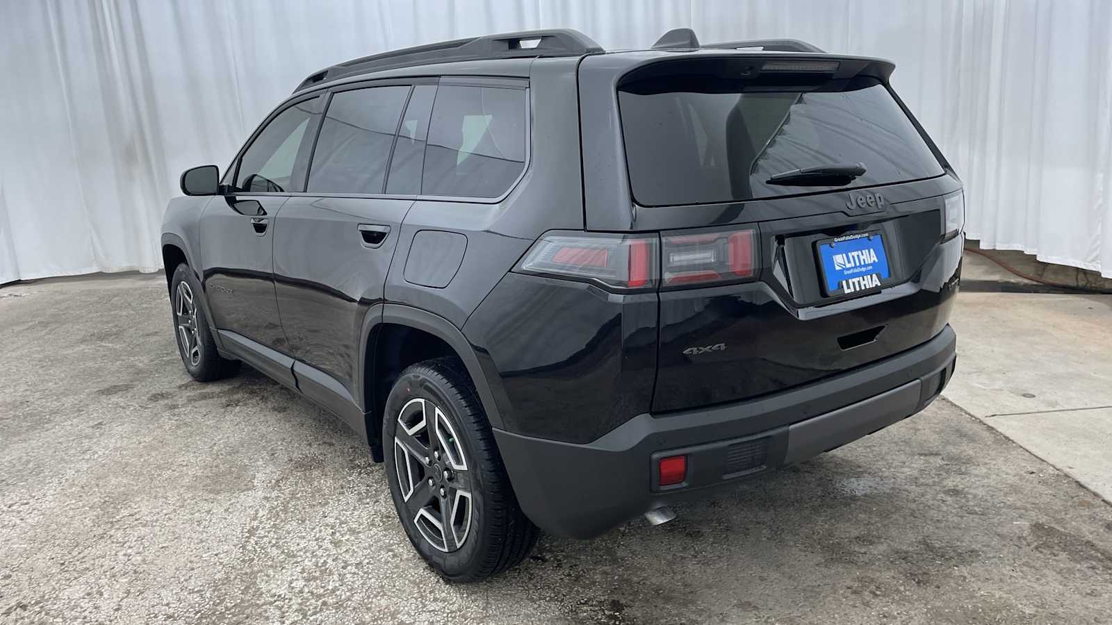 Thumbnail: 2026 Jeep Cherokee - 33