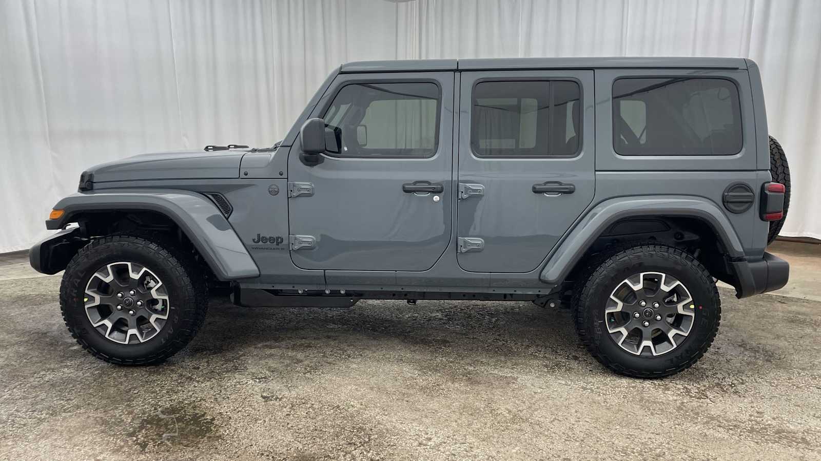 Thumbnail: 2026 Jeep Wrangler - 34