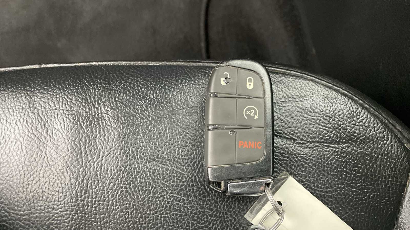 Thumbnail: 2022 Jeep Compass - 21