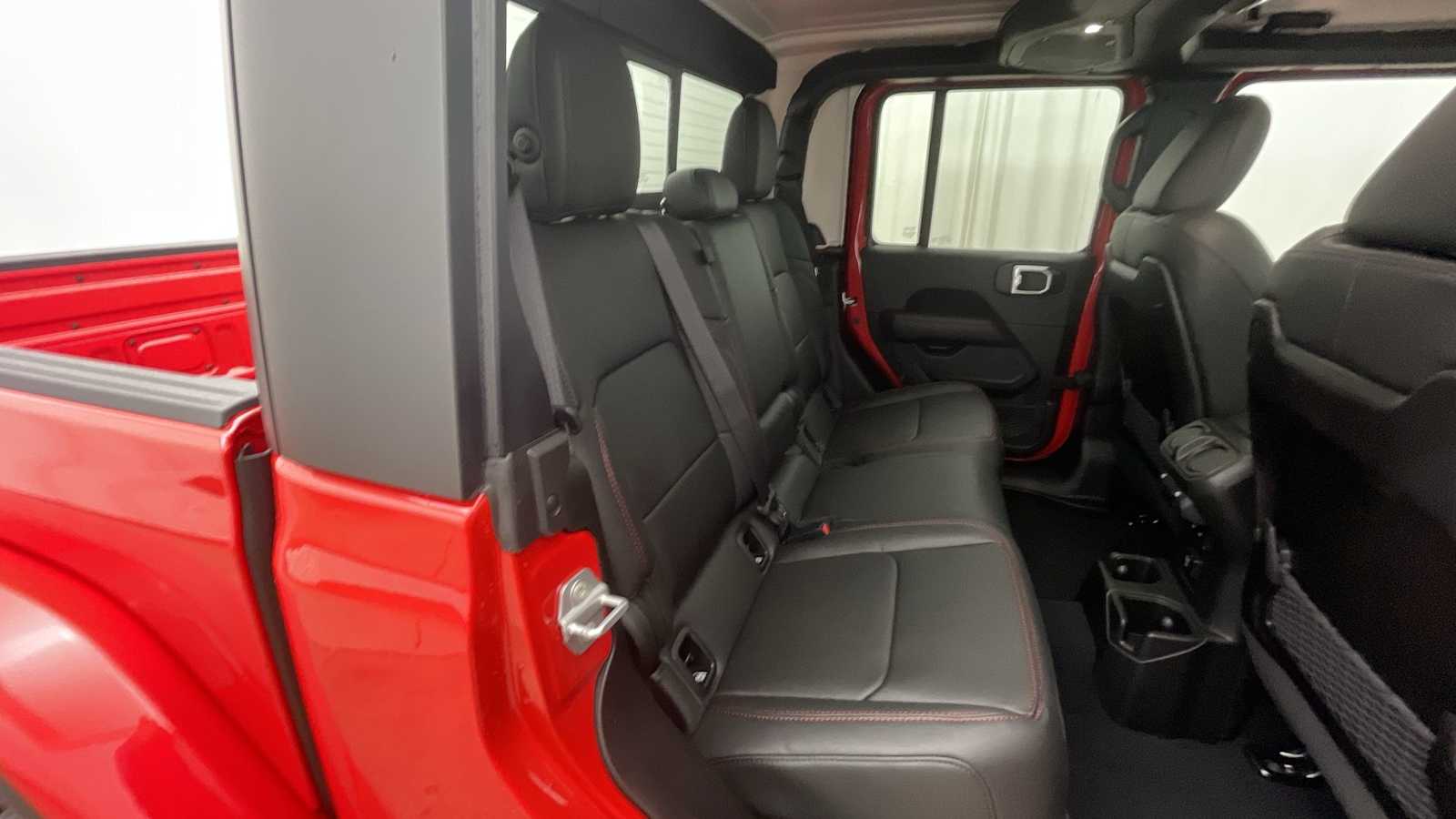 Thumbnail: 2025 Jeep Gladiator - 10