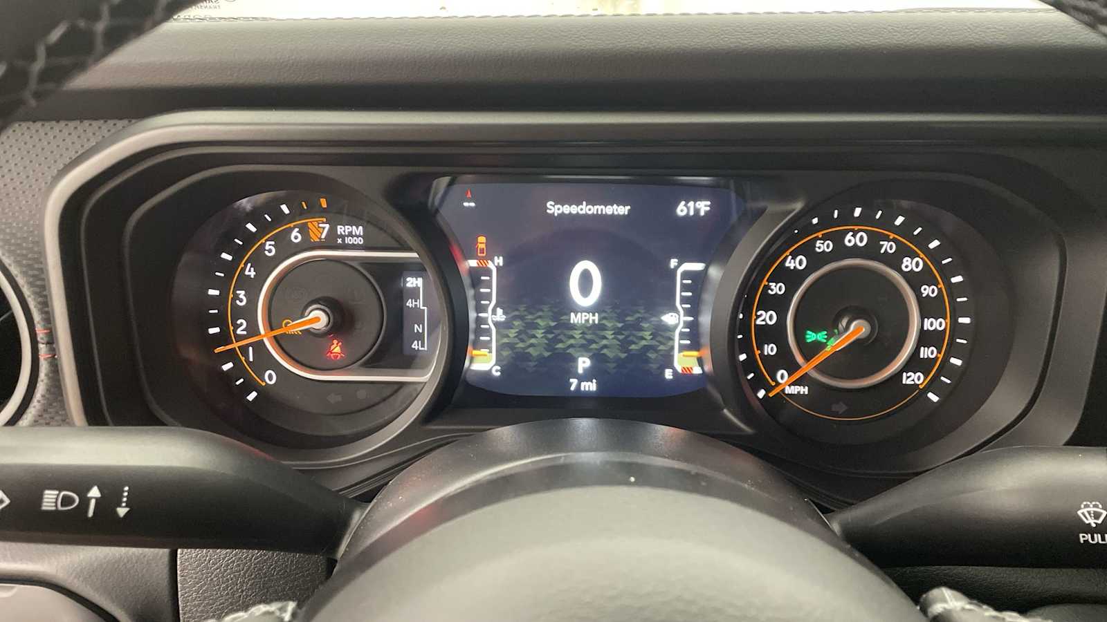 Thumbnail: 2025 Jeep Gladiator - 21