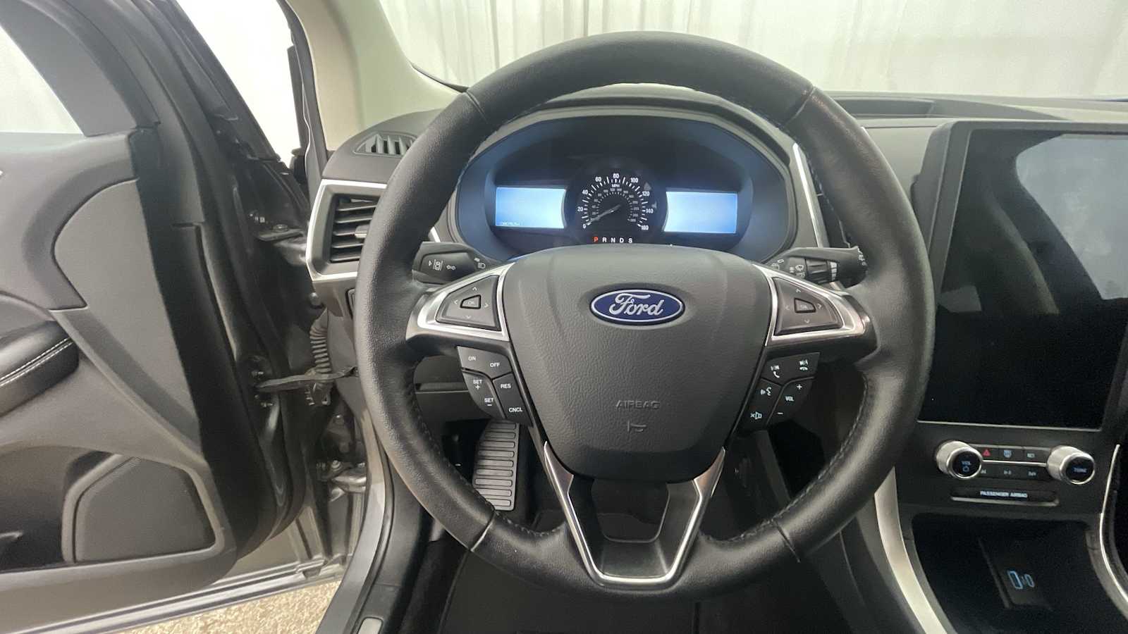 Thumbnail: 2024 Ford Edge - 11