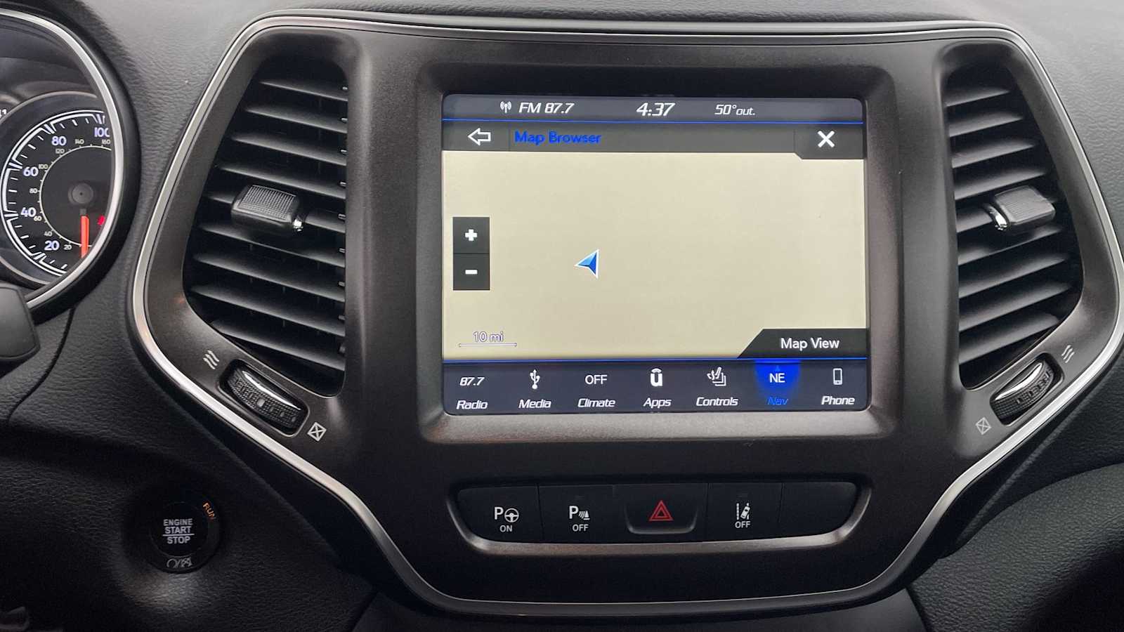 Thumbnail: 2019 Jeep Cherokee - 4