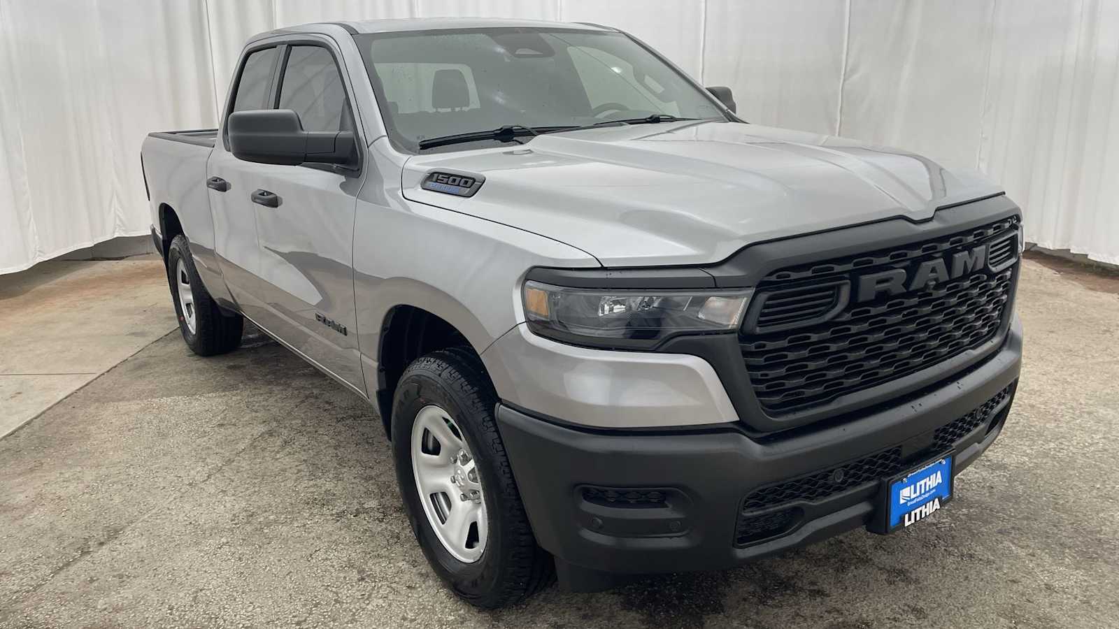 Thumbnail: 2025 RAM 1500 - 33