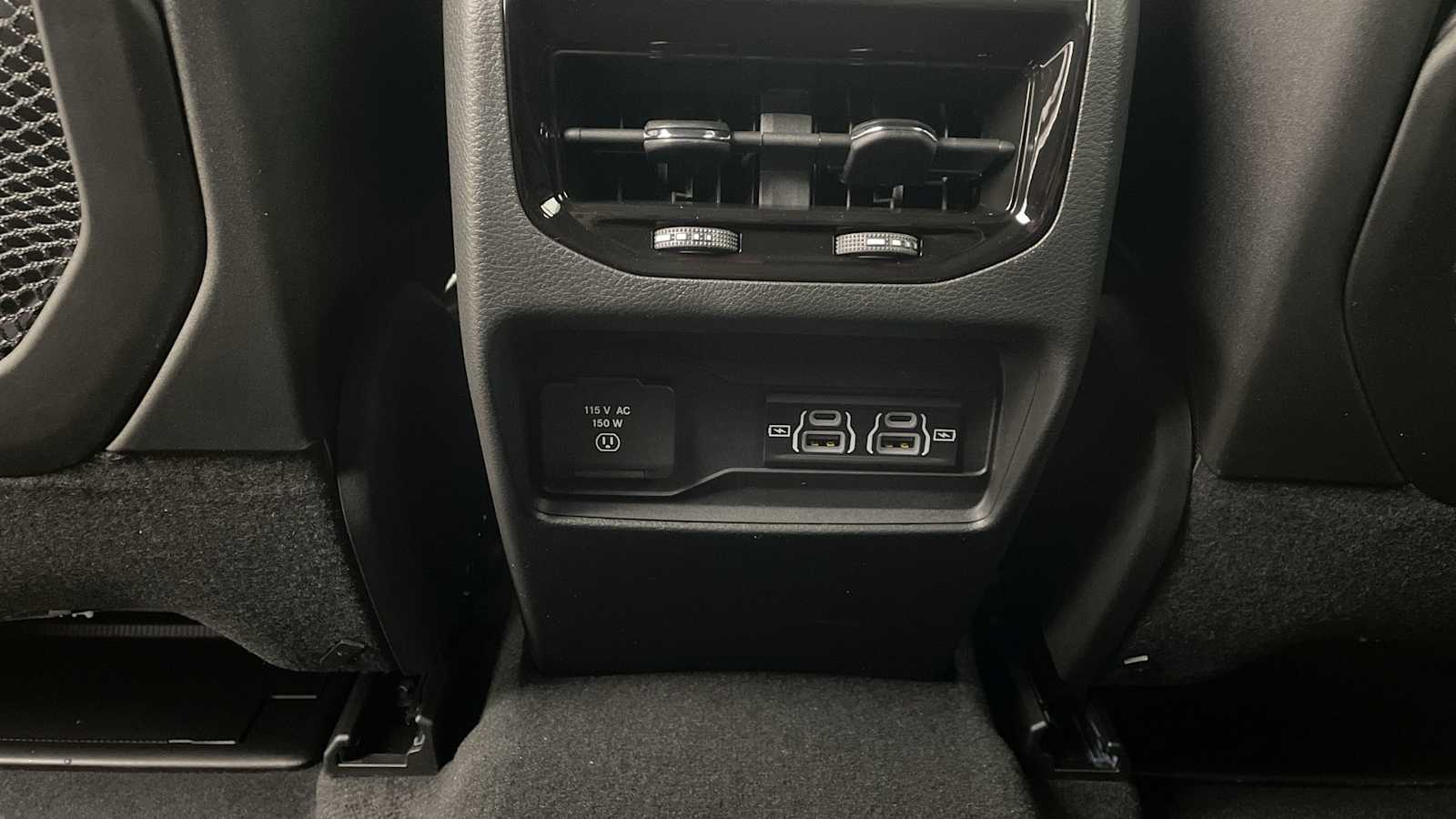 Thumbnail: 2025 Jeep Grand Cherokee - 25