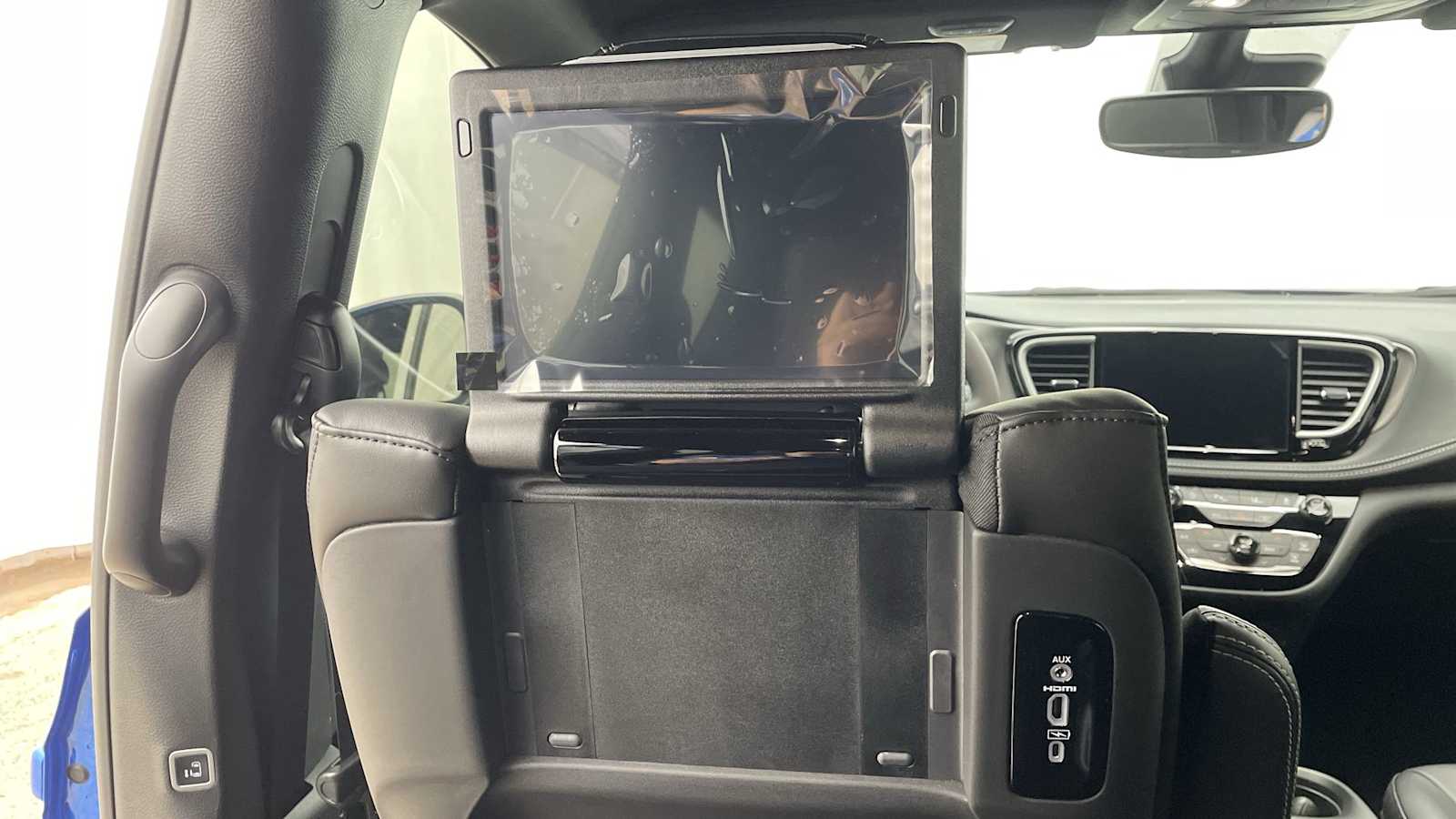 Thumbnail: 2026 Chrysler Pacifica - 27