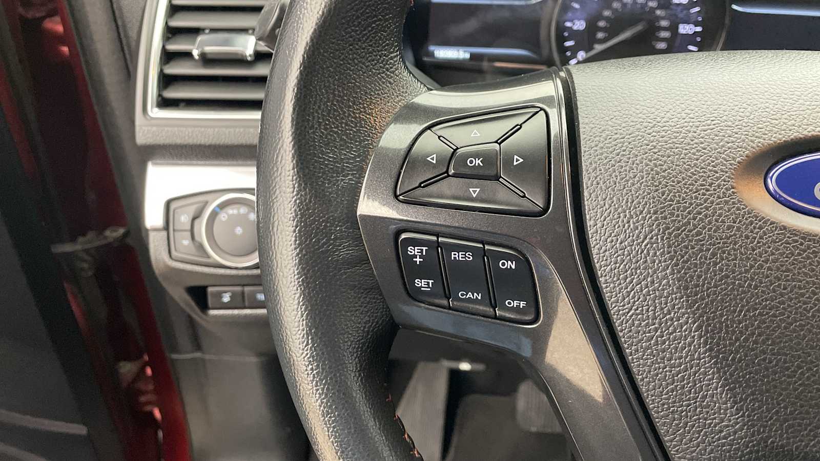 Thumbnail: 2019 Ford Explorer - 14