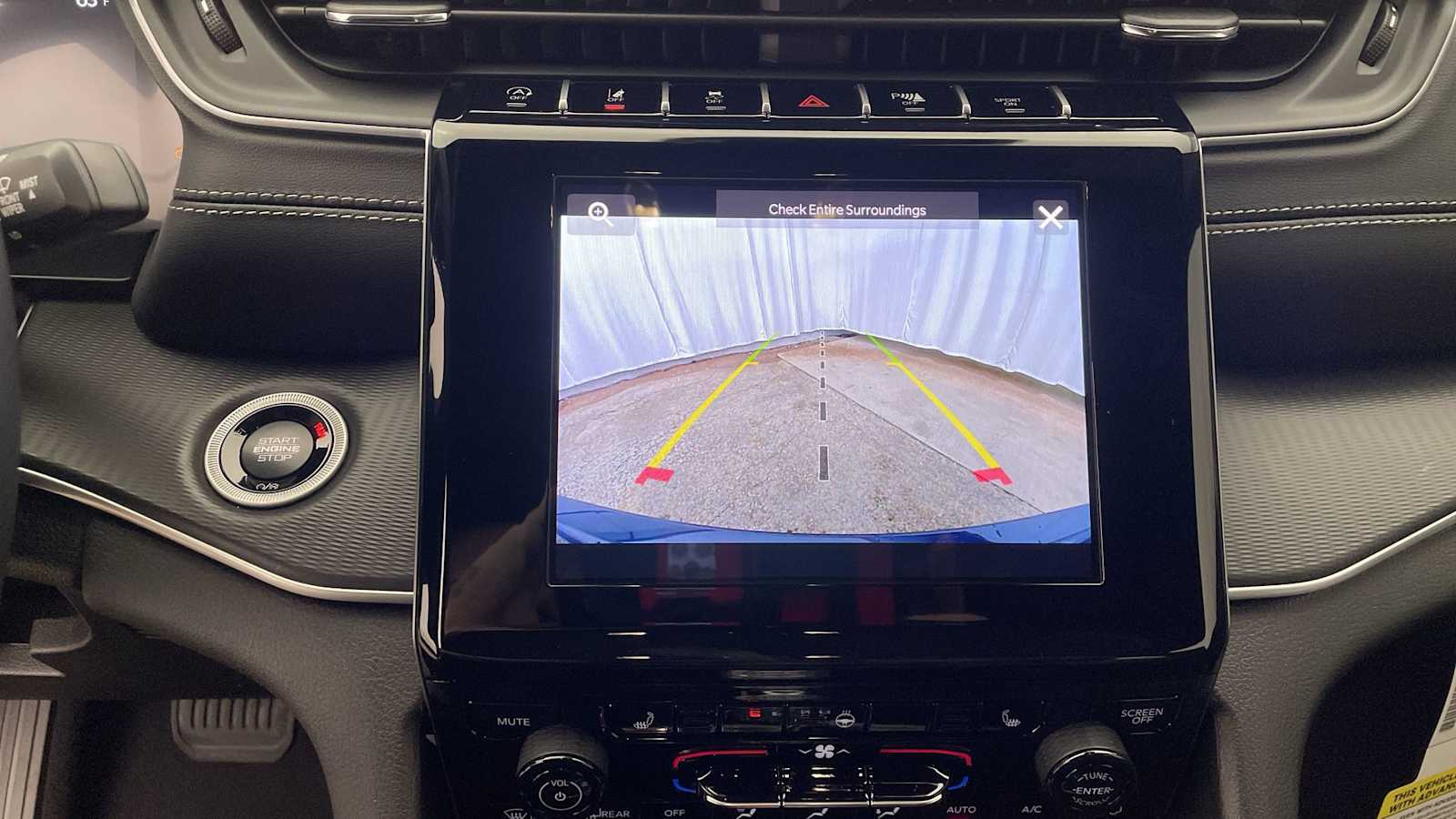 Thumbnail: 2025 Jeep Grand Cherokee - 4