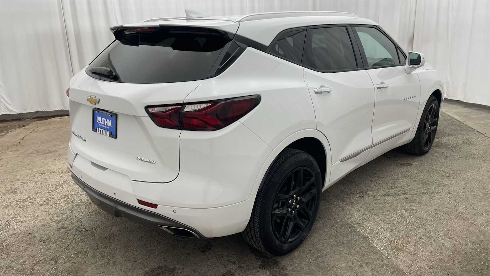 Thumbnail: 2019 Chevrolet Blazer - 33