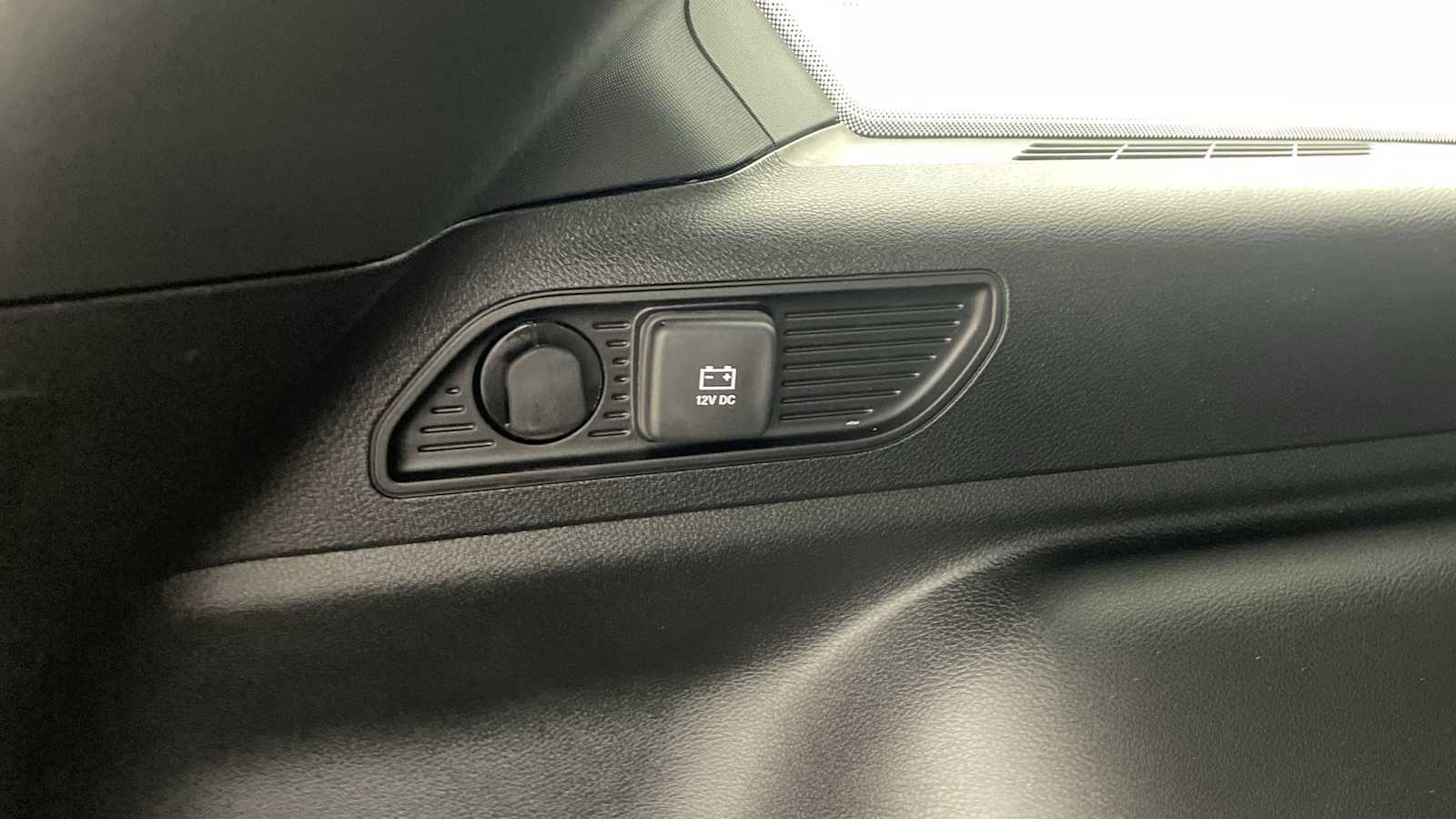 Thumbnail: 2025 Jeep Grand Cherokee - 28