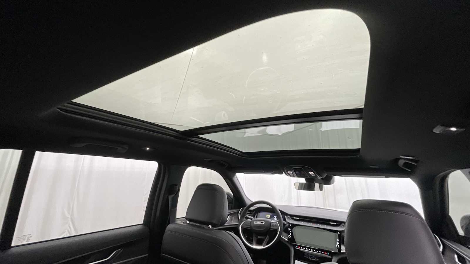 Thumbnail: 2026 Jeep Grand Cherokee - 12