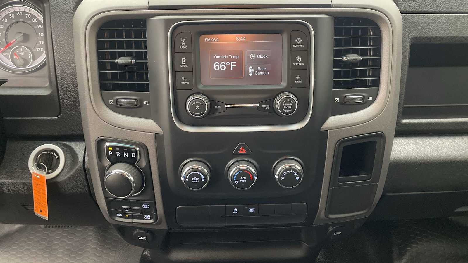 Thumbnail: 2021 RAM 1500 Classic - 13