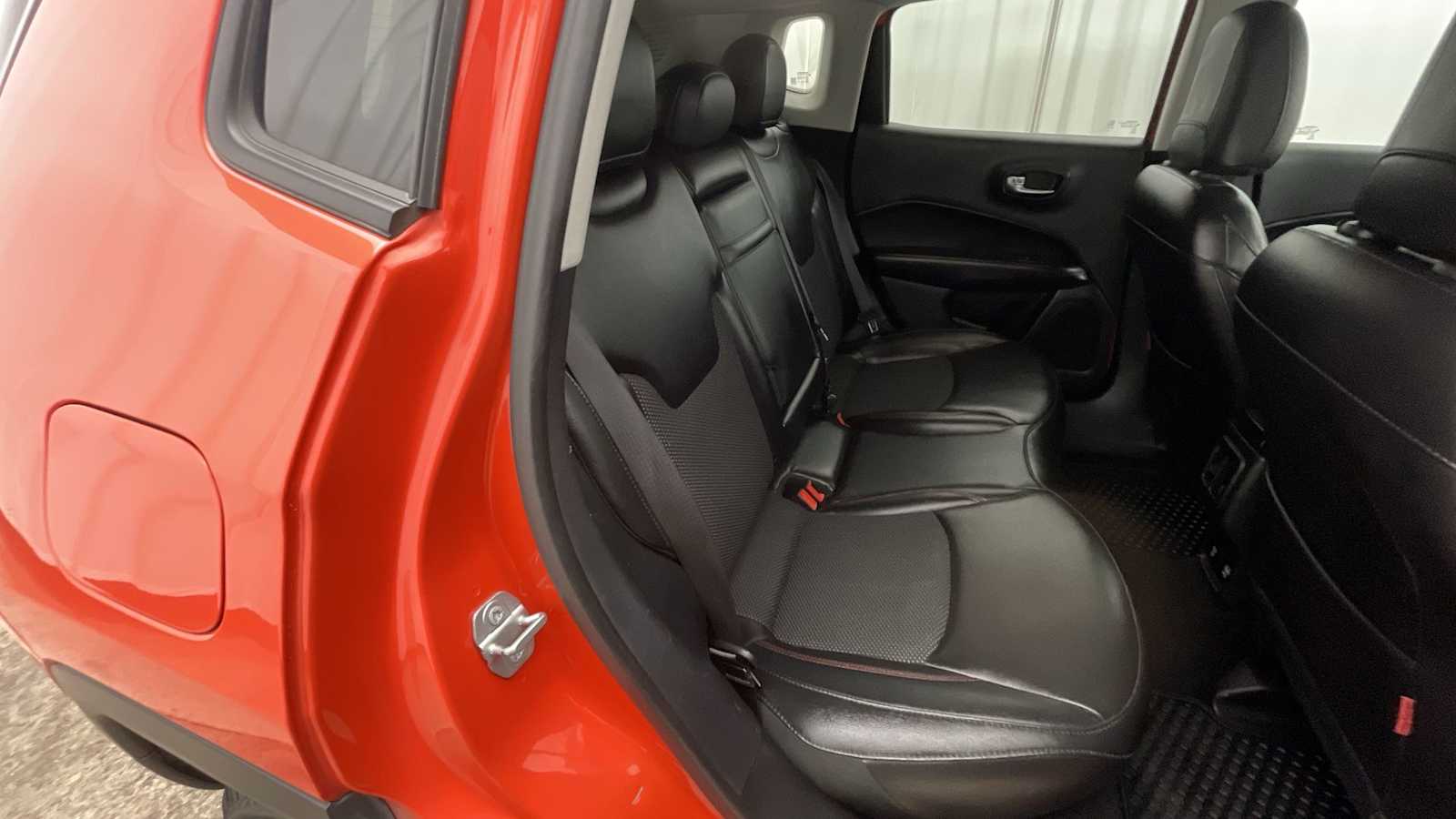 Thumbnail: 2019 Jeep Compass - 9