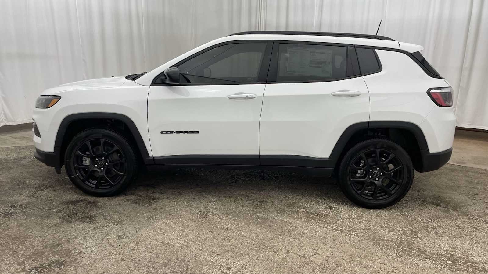 Thumbnail: 2026 Jeep Compass - 30