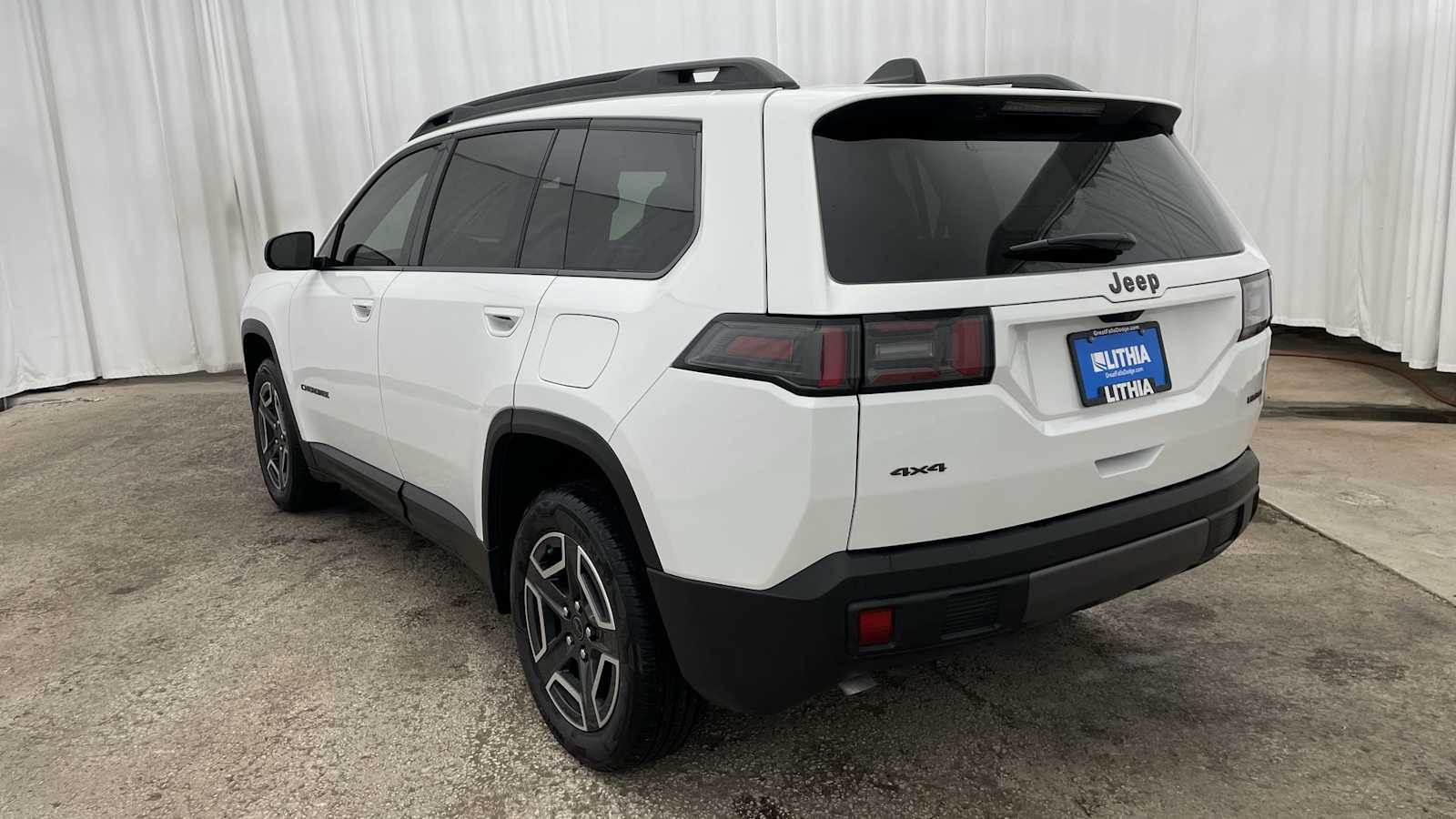 Thumbnail: 2026 Jeep Cherokee - 31