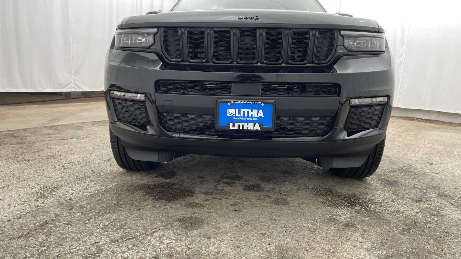 Thumbnail: 2025 Jeep Grand Cherokee - 42