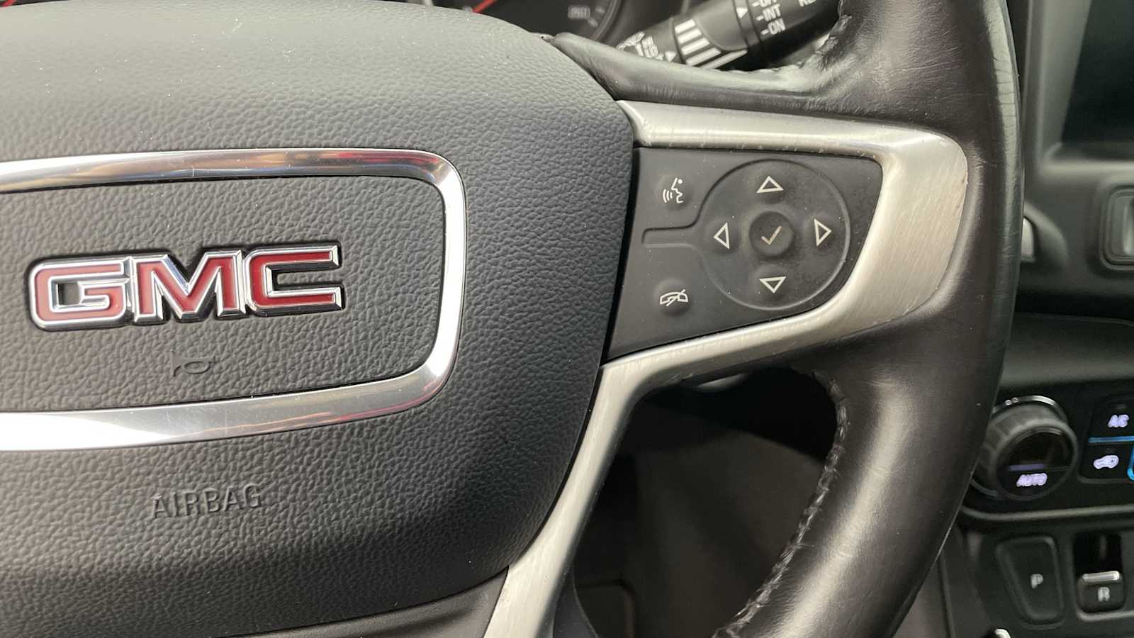 Thumbnail: 2020 GMC Terrain - 13