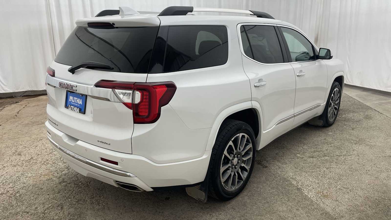 Thumbnail: 2022 GMC Acadia - 37
