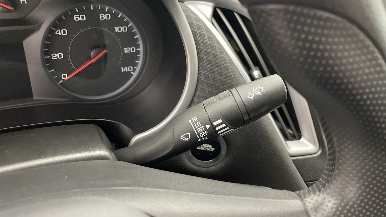 Thumbnail: 2023 Chevrolet Malibu - 14