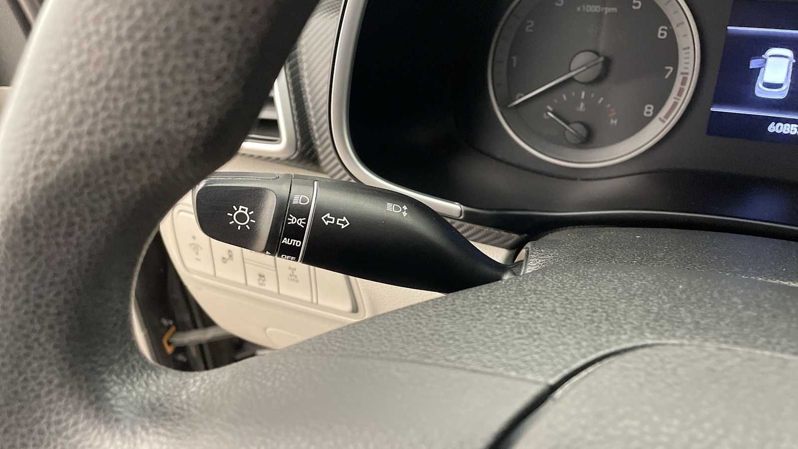 Thumbnail: 2020 Hyundai Tucson - 16