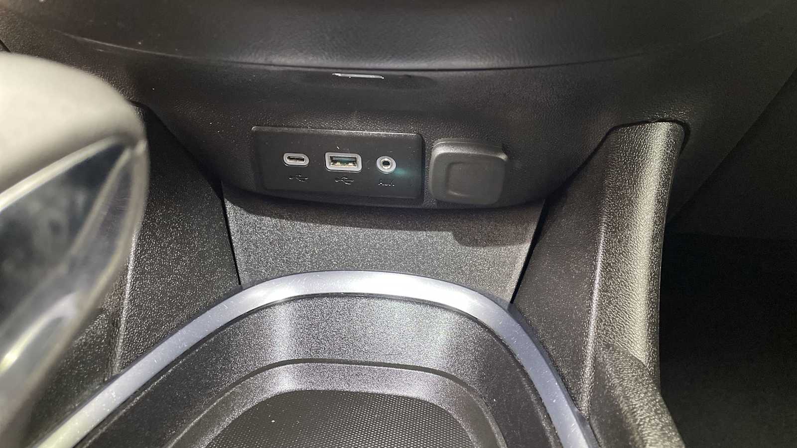 Thumbnail: 2023 Chevrolet Malibu - 18