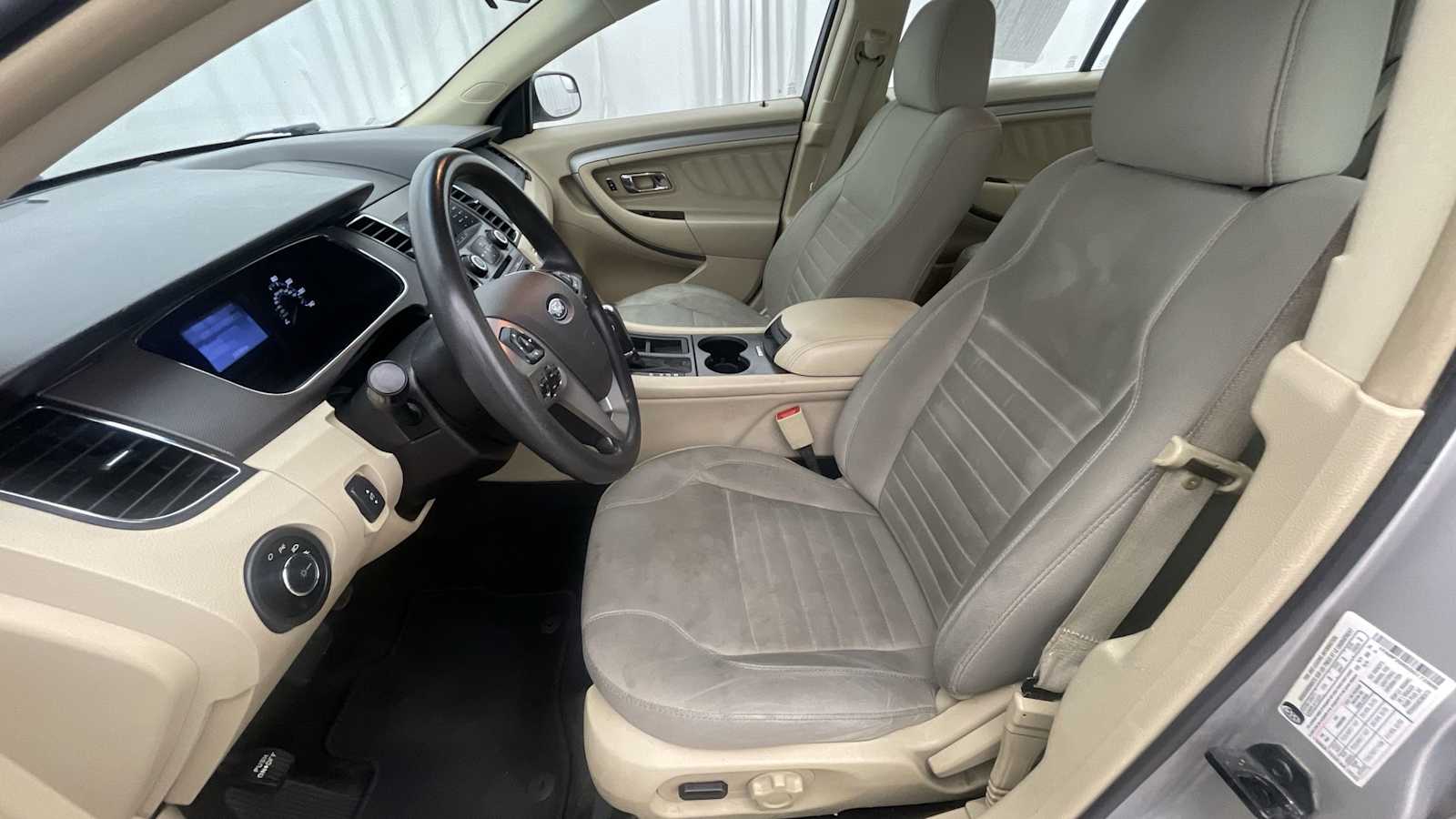 Thumbnail: 2013 Ford Taurus - 5