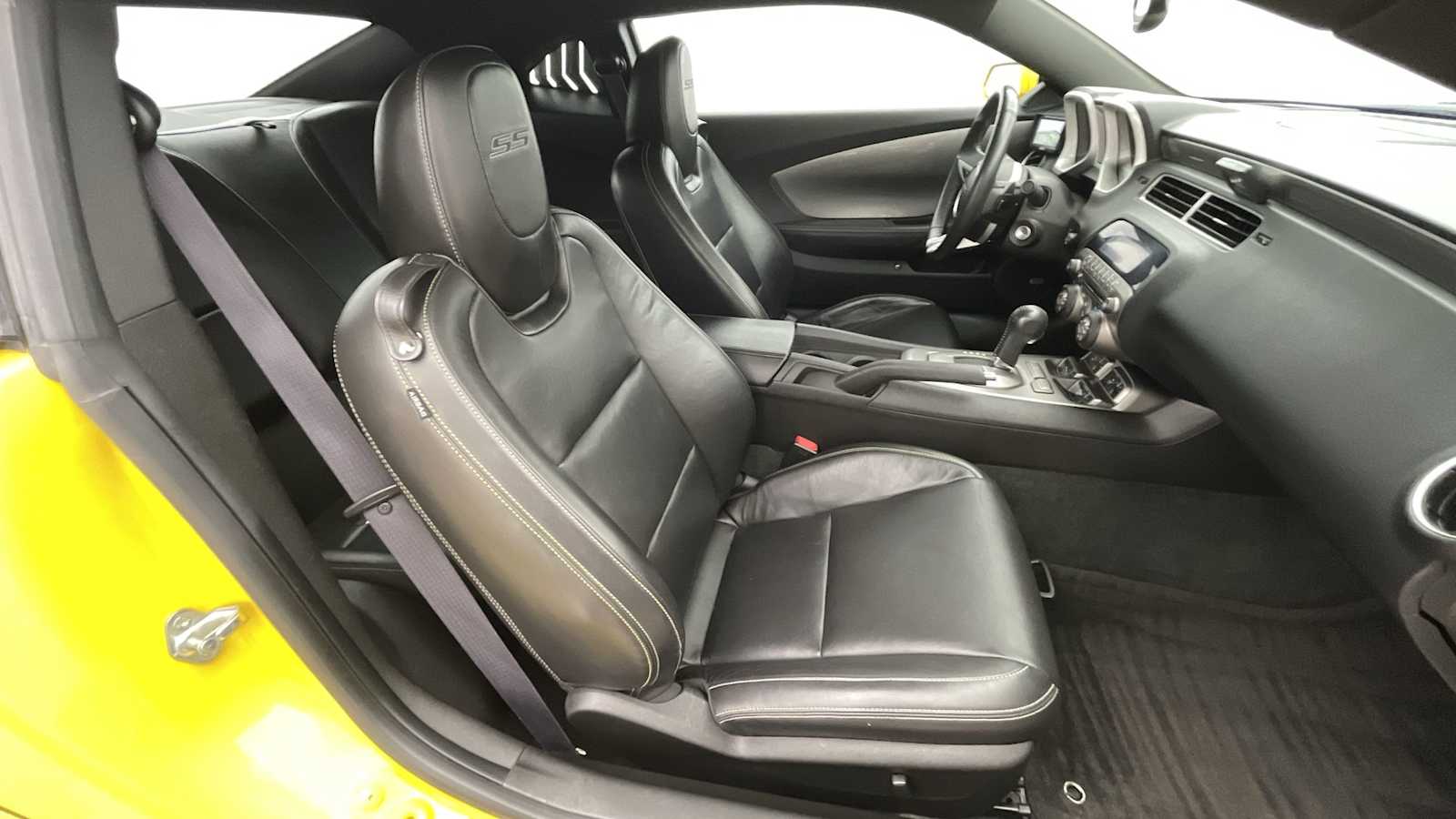 Thumbnail: 2011 Chevrolet Camaro - 10