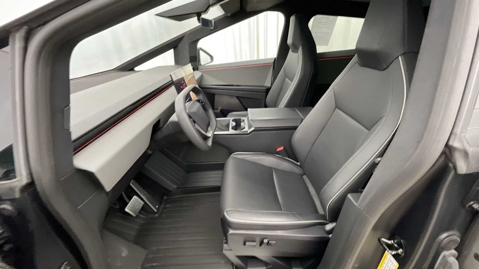 Thumbnail: 2024 Tesla Cybertruck - 7