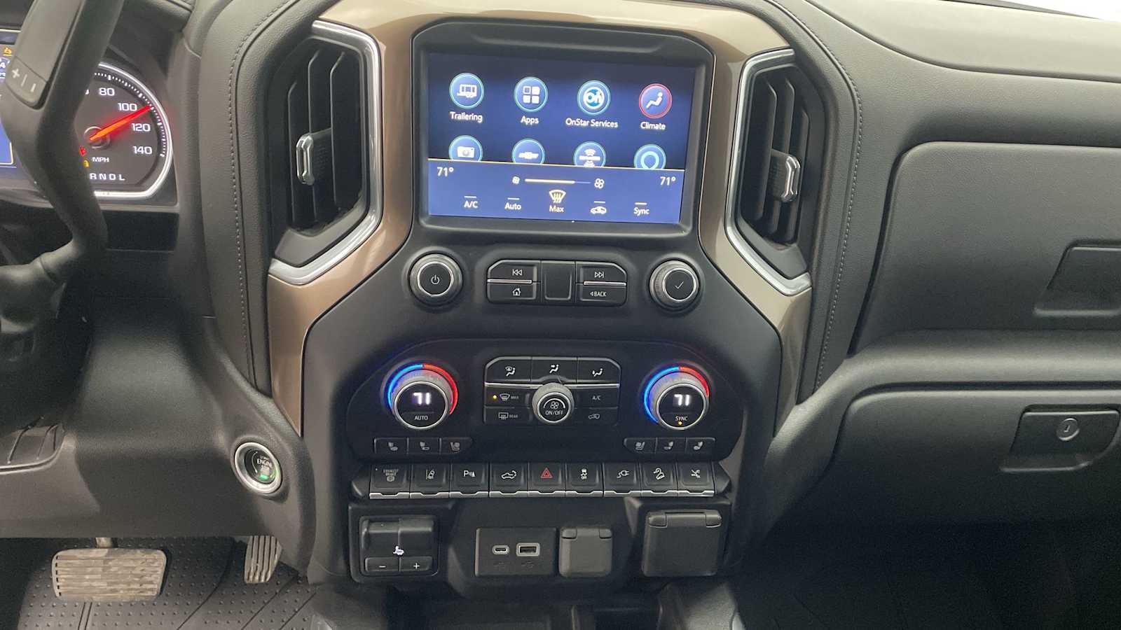 Thumbnail: 2022 Chevrolet Silverado 3500 - 17