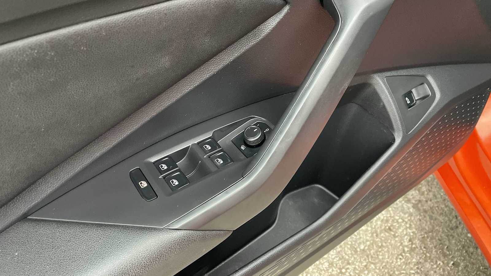 Thumbnail: 2019 Volkswagen Jetta - 5
