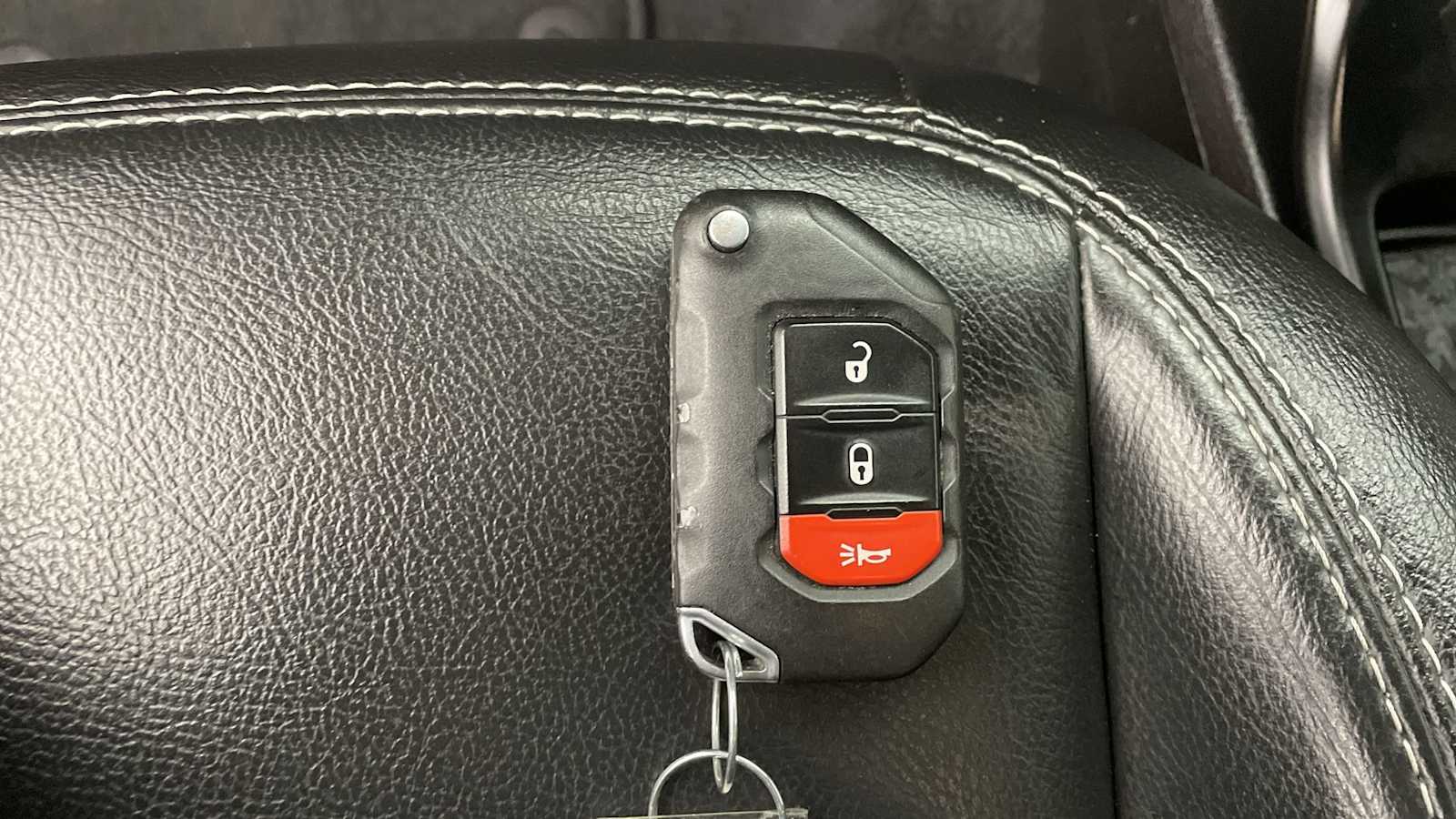 Thumbnail: 2020 Jeep Gladiator - 23